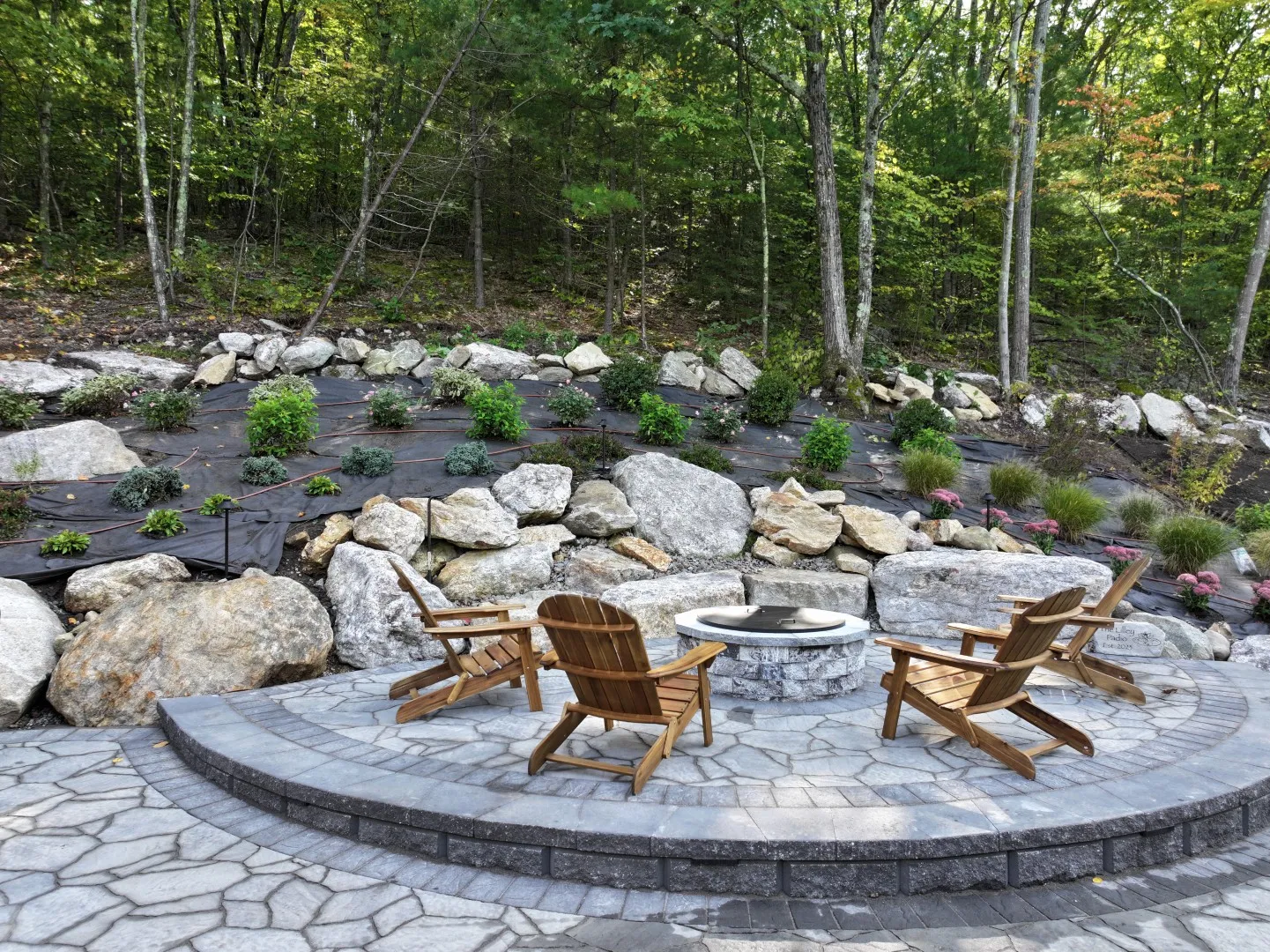 Raised patio fire pit